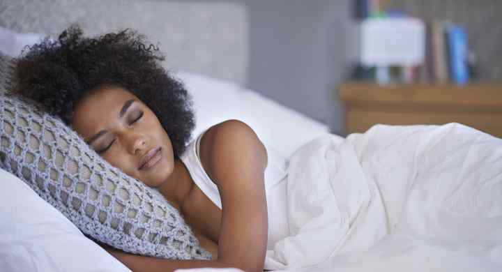 5 Ways You're Losing Your Spark By Skimping On Sleep